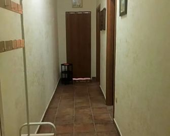 Oikos - Condofuri - Hallway