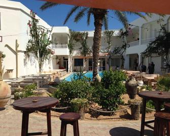 Rodes - Midoun - Patio