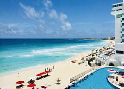 Ocean View Apartments - Cancún - Praia