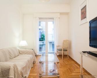 Flat in central Athens - Pangrati - Athens - Living room