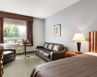High Prairie Inn - High Prairie