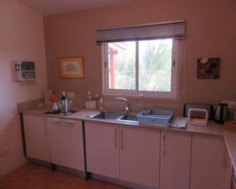 Villa Kreola - Grand Gaube - Kitchen