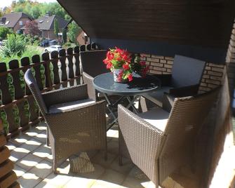 Oberhausener Ferienwohnung - Dinslaken - Balcony