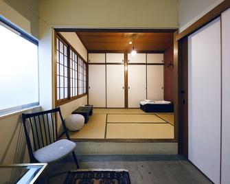 Fon-Su Bed&breakfast - Osaka - Bedroom