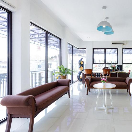 Urbanview Srb Near Mall Ciputra Cibubur image 1