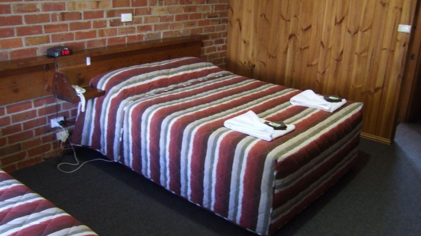 Diamond House Heritage Restaurant and Motor Inn