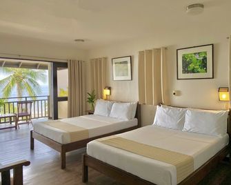 Palm Beach Resort - Laiya