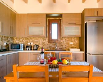 Romantic Sea and Sunset View House - Maggano - Cocina