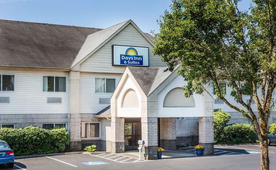 Days Inn Suites By Wyndham Vancouver 59 8 9 Vancouver