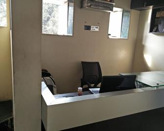 Hotel new shree niwas - Bombay - Recepción
