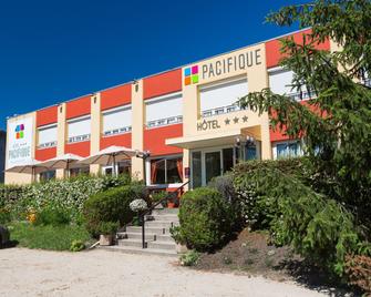 Hotel Le Pacifique - Riom - Bâtiment