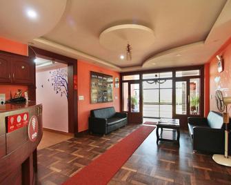Hotel O Coorg Mandarin - Madikeri - Sala de estar