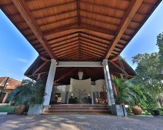 Tamarind Tree Garden Resort - Katunayake - Negombo - Edifício