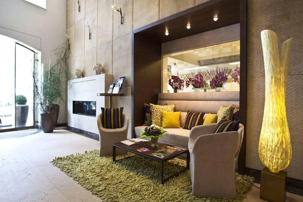 Iris Porsche Hotel & Restaurant