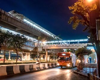 Grandview Condominia - Bangkok - Edificio