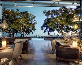 Address Beach Resort - Dubai - Bar
