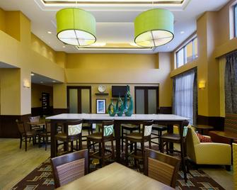 Hampton Inn & Suites Burlington - Burlington - Vastaanotto