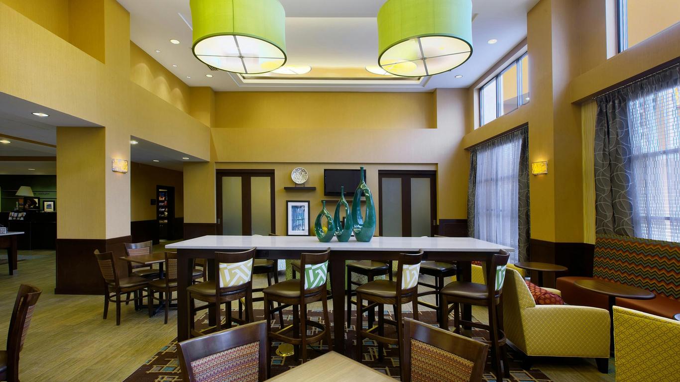 Hampton Inn & Suites Burlington