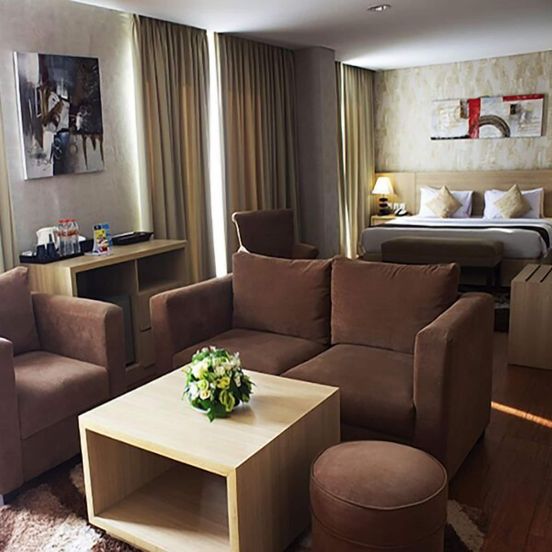 Days Hotel & Suites by Wyndham Jakarta Airport image 1