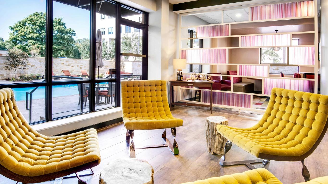 فيرفيلد إن آند سويتس باي ماريوت تشارلوت آبتاون