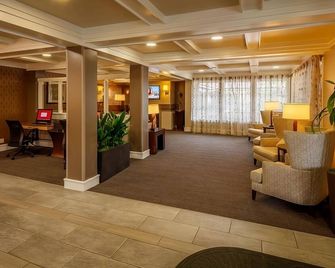 Your Bellevue Escape Awaits! Pet-friendly Accommodation with Complimentary BFast - Beaux Arts Village - Lobby