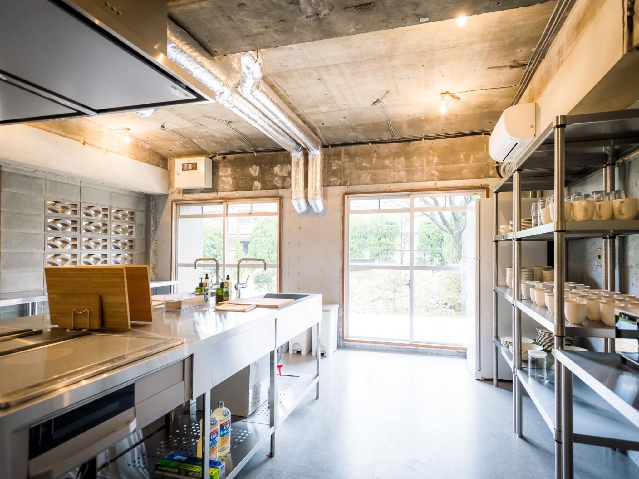 شيباماتا فو تين بد آند لوكال