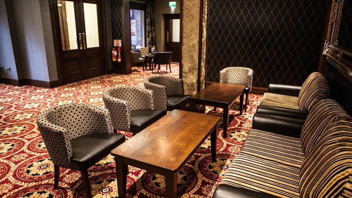 Dillons Hotel