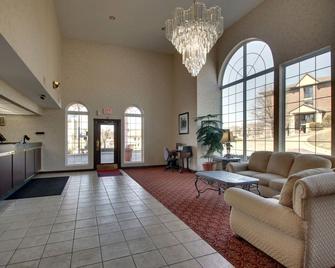 Angel Inn - Central - Branson - Living room