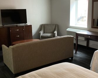 Elker Inn & Suites - Ridgway - Huiskamer