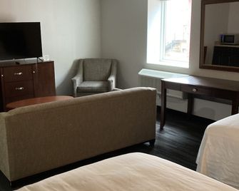 Elker Inn & Suites - Ridgway - Sala de estar