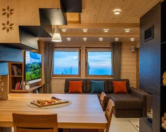 Luxury Chalet & Sauna Kati - Velika Planina - I Feel Alps - Stahovica - Dining room