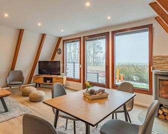 Stunning Home In Friedrichskoog - Friedrichskoog - Comedor