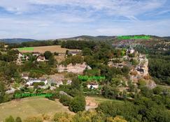 La Pinay-A cozy little house with spa & fireplace in Dordogne near Rocamadour - Lacave - Outdoor view