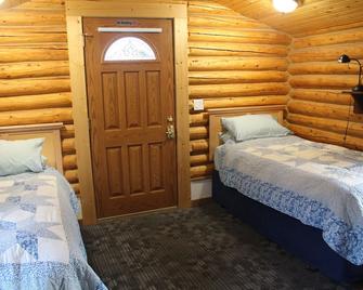 Discovery Yukon Lodgings - Snag Junction - Bedroom