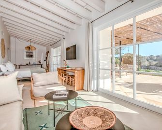 Torre Vella Fontenille Menorca - Alaior - Huiskamer