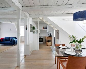 Le Marco Polo by Cocoonr - Saint-Malo - Dining room