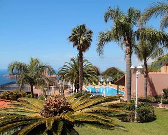 Ocean Gardens - פונשל - בריכה