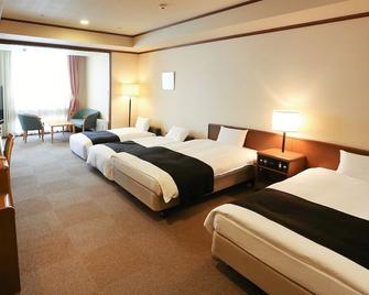 Apa Hotel Sapporo Susukino-Ekinishi - Sapporo - Sypialnia