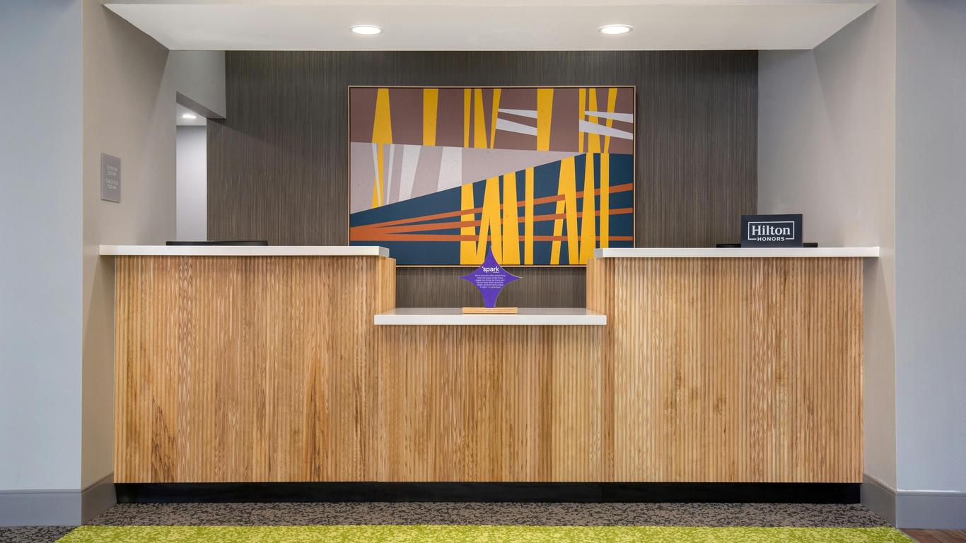 Spark By Hilton Toronto Airport