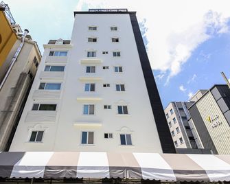 Cheongju Haedeunnarae Hotel - Cheongju - Edificio