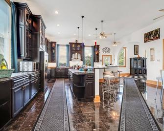 The Starlight Tower Manor, River, Arcades, Observatory, Theater - Fort Atkinson