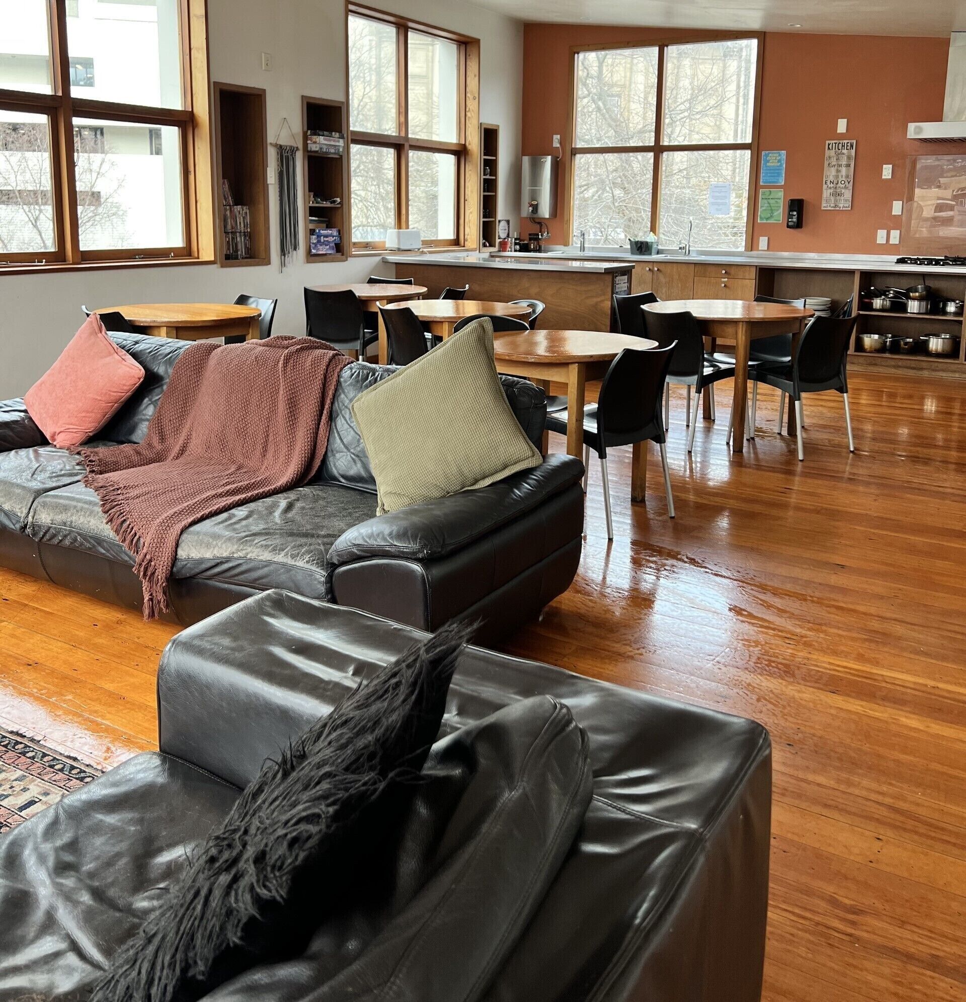 On Top Backpackers - דנידין - טרקלין