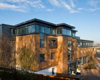 Holiday Inn Express Cambridge-Duxford M11, Jct.10 - Cambridge - Building