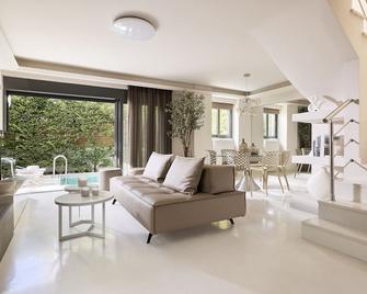 Elaia Luxury Condo Glyfada - Athen - Stue