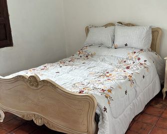3-bedroom farmhouse in charming Tenjo with WiFi - Tenjo - Habitación