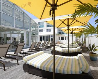 Courtyard by Marriott Ocean City Oceanfront - Ocean City - Innenhof