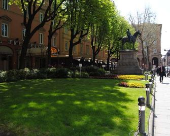 Zanhotel Tre Vecchi - Bologna - Näkymät ulkona