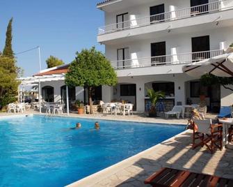 Apollon Resort - Pythagorio - Pool