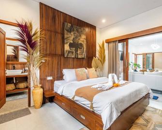 Brand New 3 Bedroom in Central Canggu-Berawa - North Kuta - Bedroom