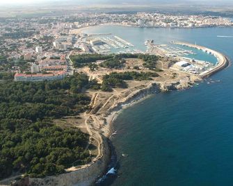 Apartment Els Pins - l'Escala - Bâtiment